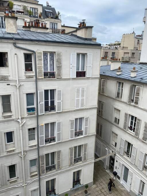 Appartement Studio 15e - Quartier Rue Du Commerce Parijs